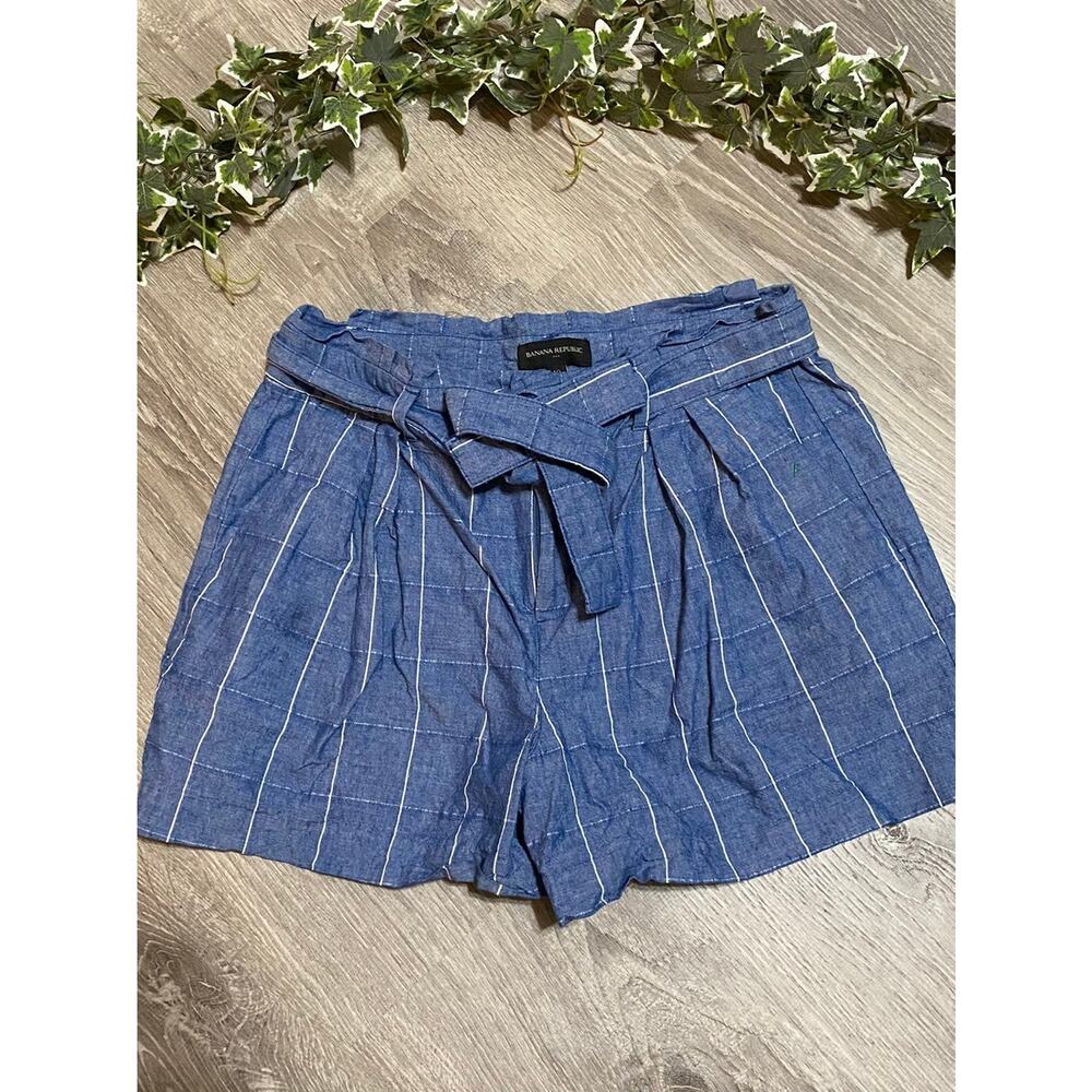 Banana republic Shorts